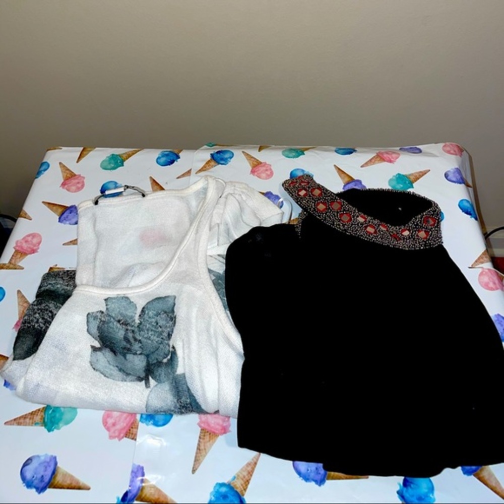 🔥🔥Bundle 🚨 Alert Forever 21 Spring Tops Size Small
